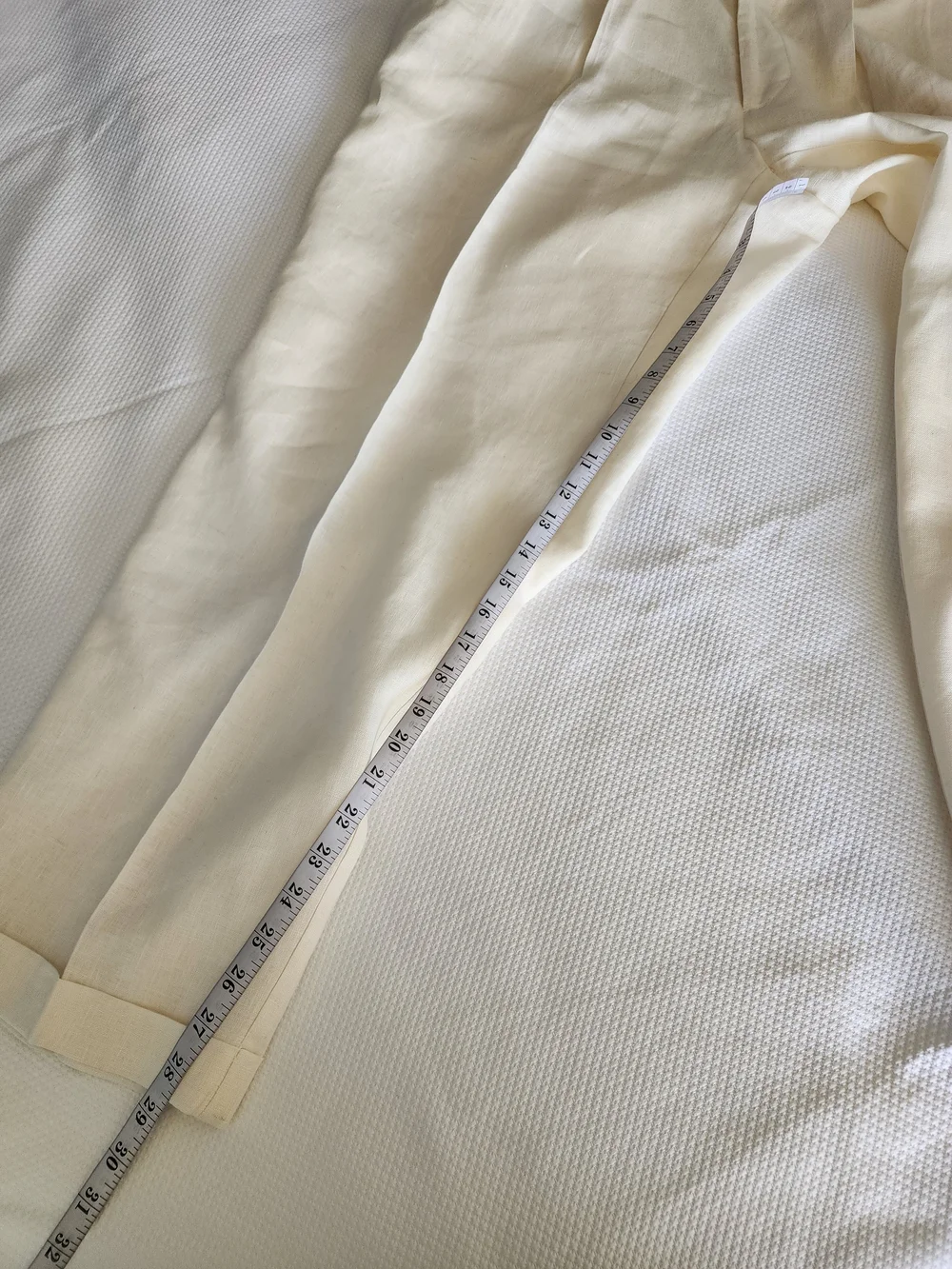 Alan Flusser Cream Pleated Dress Pants